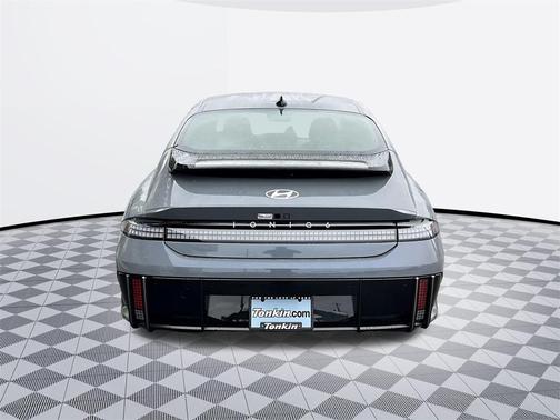 2025 Hyundai IONIQ 6 SE