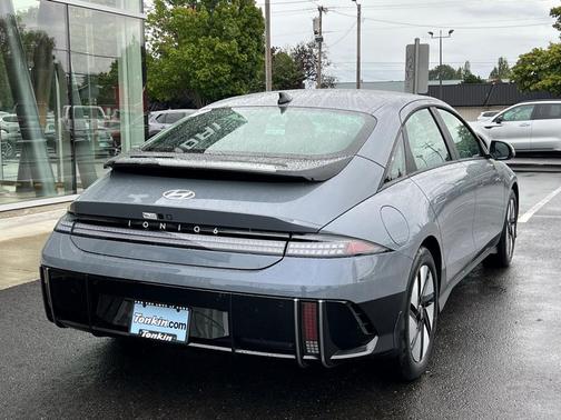 2025 Hyundai IONIQ 6 SE