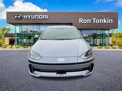 2025 Hyundai IONIQ 6 SE