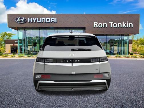 2026 Hyundai IONIQ 5 SE