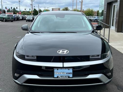 2025 Hyundai IONIQ 5 SE