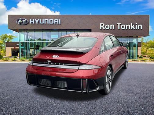 2025 Hyundai IONIQ 6 SE