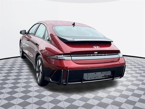 2025 Hyundai IONIQ 6 SE