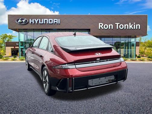 2025 Hyundai IONIQ 6 SE