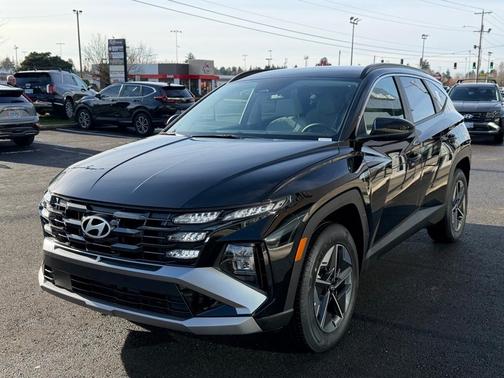 2026 Hyundai TUCSON Hybrid SEL