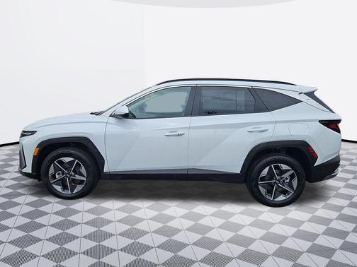 Pearl 2026 Hyundai TUCSON Hybrid SEL