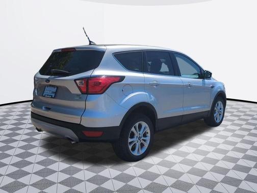 Ingot Silver 2019 Ford Escape SE