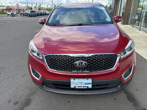 2018 Kia Sorento LX