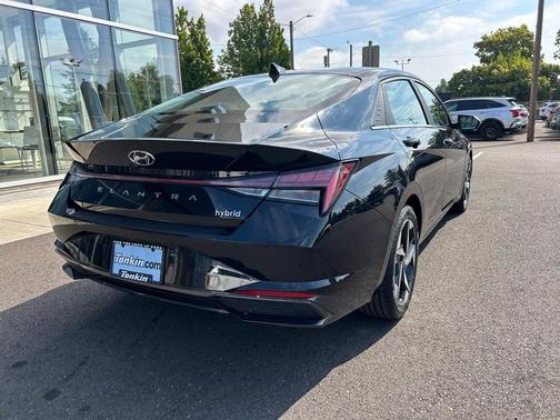 2022 Hyundai ELANTRA HEV Limited