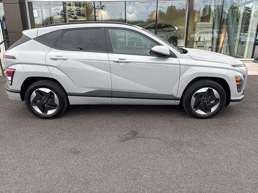2024 Hyundai KONA EV SEL