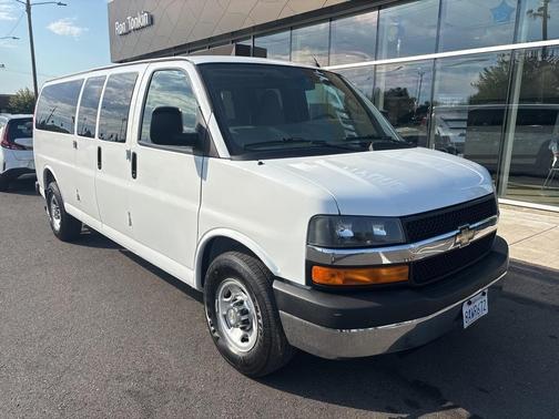 2016 Chevrolet Express 3500 LT