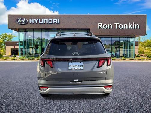 2026 Hyundai TUCSON Hybrid SEL