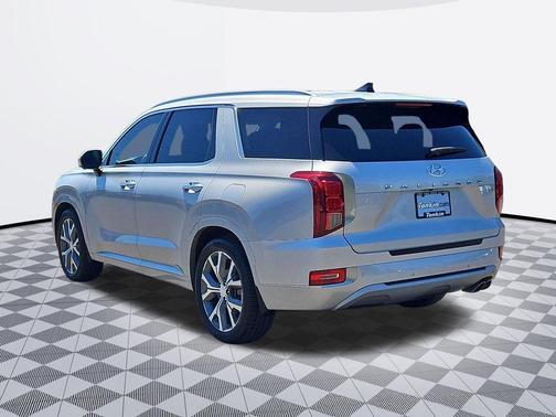 Silver 2022 Hyundai PALISADE Limited