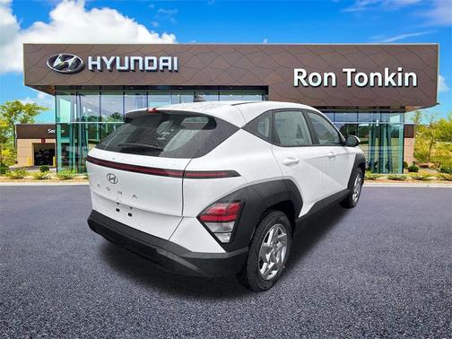2026 Hyundai KONA SE
