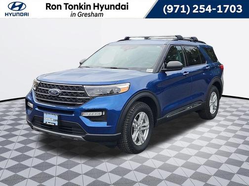 Blue Metallic 2021 Ford Explorer XLT