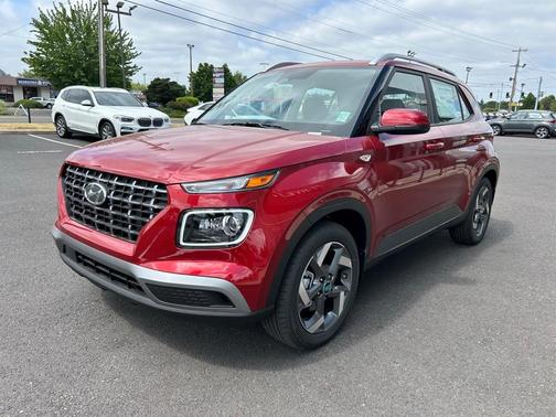 2025 Hyundai VENUE Limited