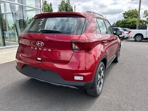 2025 Hyundai VENUE Limited