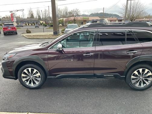 2023 Subaru Outback Touring