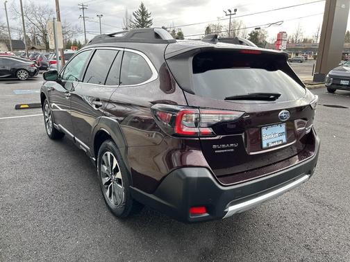 2023 Subaru Outback Touring