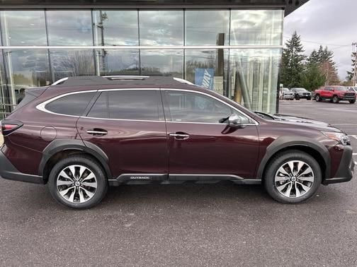 2023 Subaru Outback Touring