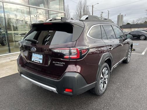 2023 Subaru Outback Touring