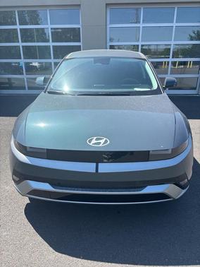 2025 Hyundai IONIQ 5 SE