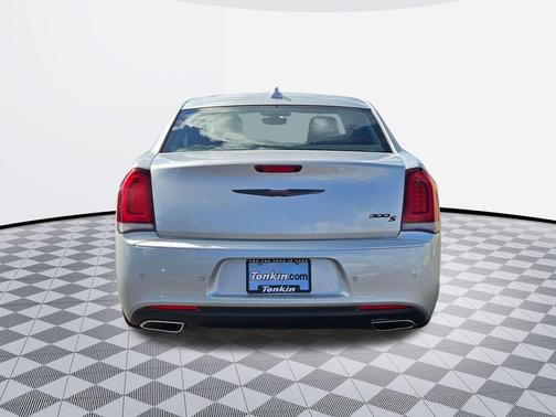 Silver Mist Clearcoat 2023 Chrysler 300 S