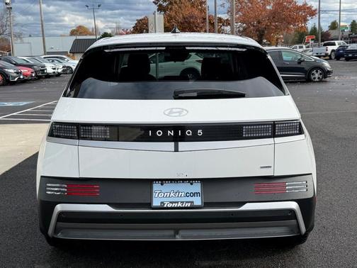 2026 Hyundai IONIQ 5 SE