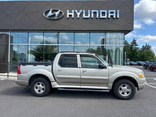 2004 Ford Explorer Sport Trac 