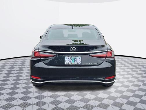 Caviar 2022 Lexus ES 250 Luxury