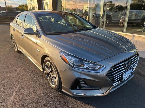 2018 Hyundai SONATA Hybrid Limited