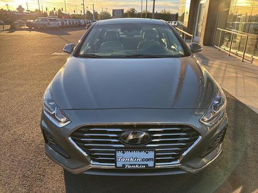2018 Hyundai SONATA Hybrid Limited