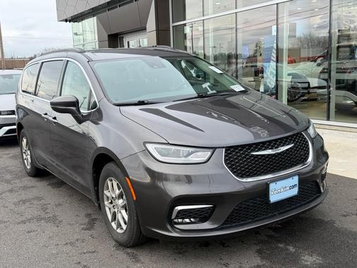 2021 Chrysler Pacifica Touring