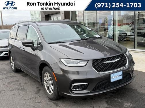 2021 Chrysler Pacifica Touring