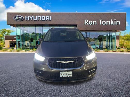 2021 Chrysler Pacifica Touring