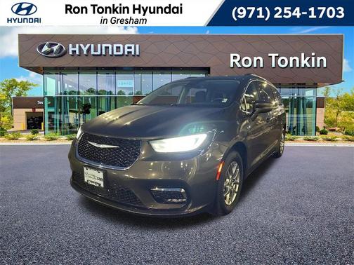 2021 Chrysler Pacifica Touring