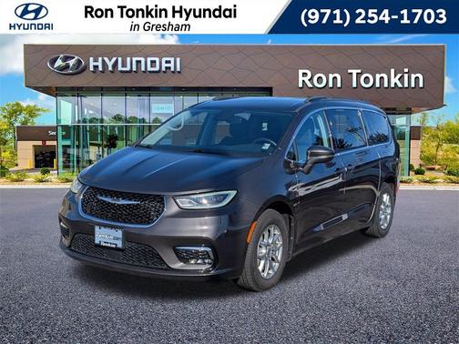 2021 Chrysler Pacifica Touring