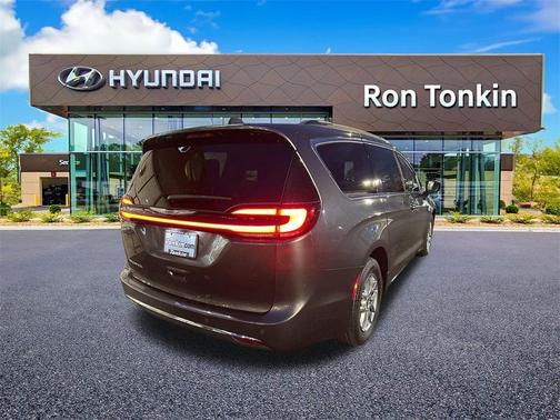 2021 Chrysler Pacifica Touring