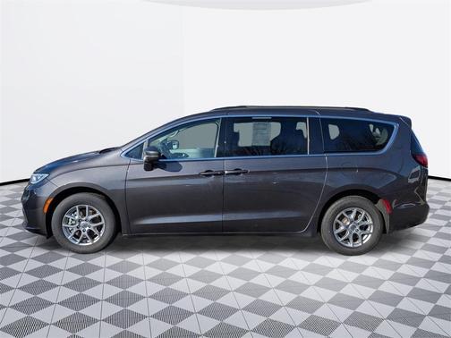 2021 Chrysler Pacifica Touring