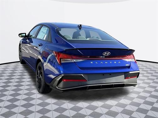 2026 Hyundai ELANTRA HEV SEL Sport