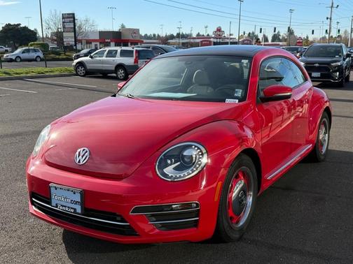 2018 Volkswagen Beetle 2.0T Coast