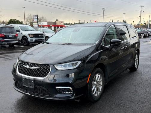 2024 Chrysler Pacifica Touring-L
