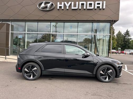 2025 Hyundai IONIQ 5 SEL