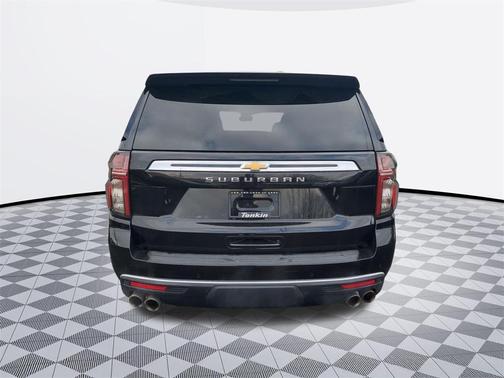 2023 Chevrolet Suburban High Country