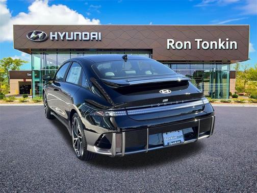 2025 Hyundai IONIQ 6 SEL