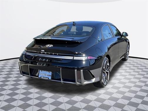 2025 Hyundai IONIQ 6 SEL