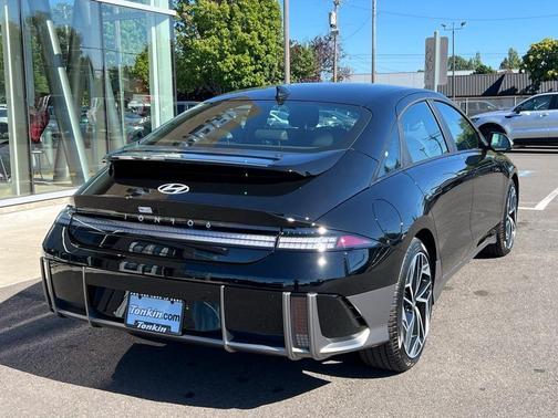 2025 Hyundai IONIQ 6 SEL