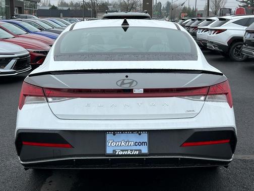 2025 Hyundai ELANTRA HEV SEL Sport