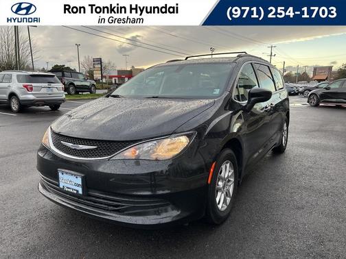 2020 Chrysler Voyager LXI