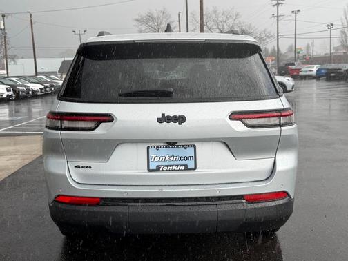 2024 Jeep Grand Cherokee L Laredo